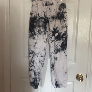 Black and white tie dye sweatpants!
